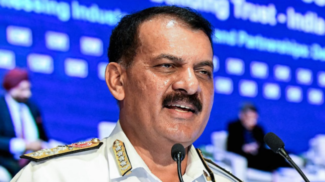 Photo of भारतीय नौसेना प्रमुख अमेरिका रवाना: समुद्री सुरक्षा पर बढ़ेगा सहयोग