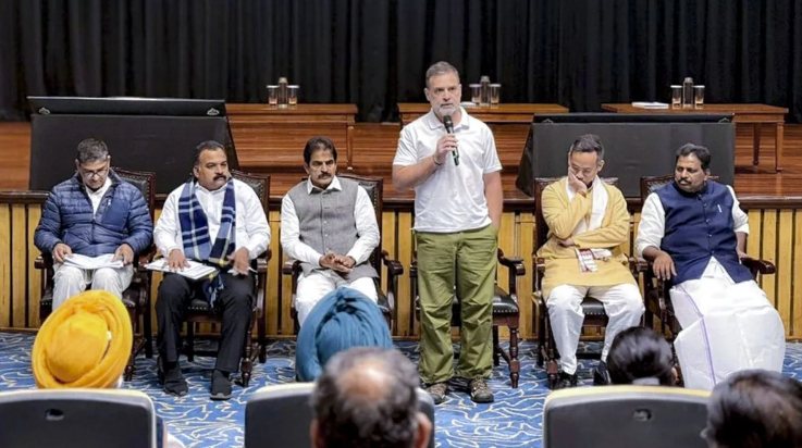 Photo of राहुल गांधी की बैठक से एक और सांसद नदारद