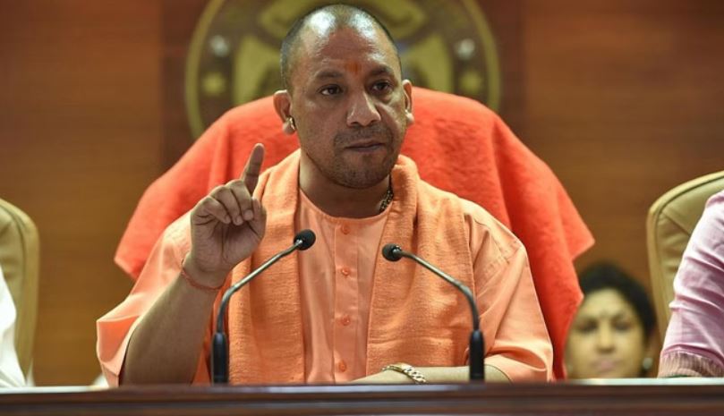 Photo of यूपी में भीषण शीतलहर का असर, कक्षा एक से 12 तक के सभी स्कूल एक जनवरी तक बंद