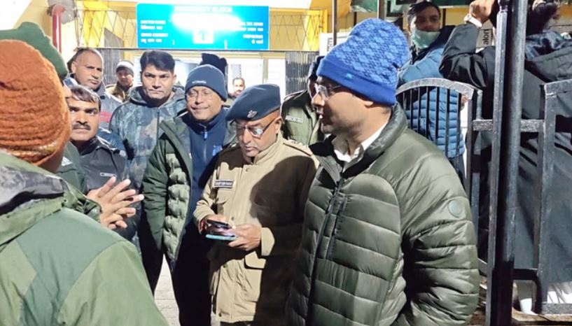 Photo of चमोली में बड़ा हादसा: टीएचडीसी की निर्माणाधीन टनल में दो लोको ट्रेन आपस में टकराईं