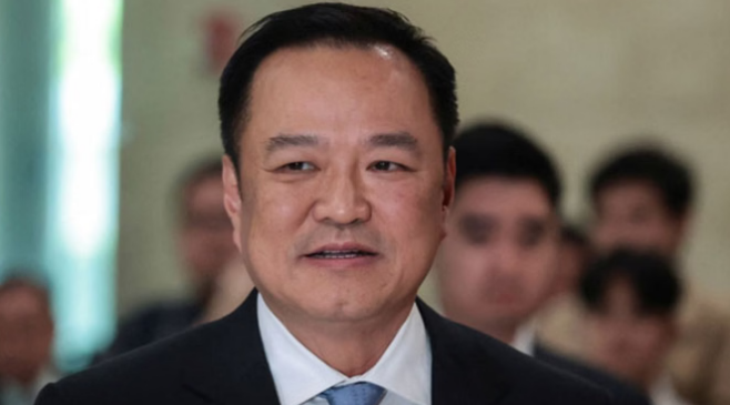 Photo of थाईलैंड के प्रधानमंत्री को संसद भंग करने की मंजूरी