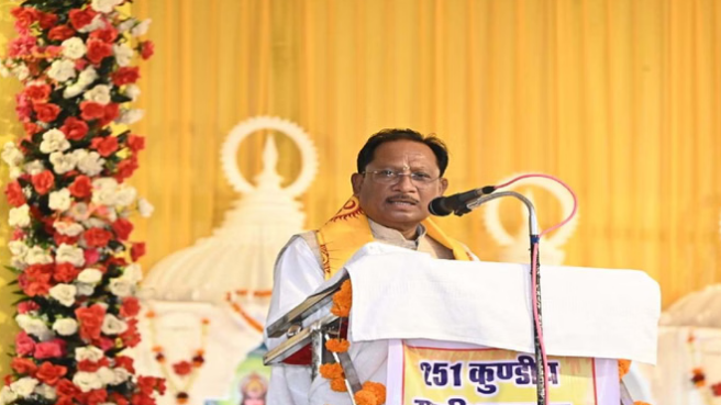 Photo of छत्तीसगढ़: 251 कुंडीय गायत्री महायज्ञ में शामिल हुए सीएम साय