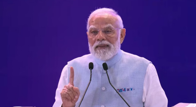 Photo of पीएम मोदी ने स्वाहिद दिवस पर शहीदों को दी श्रद्धांजलि