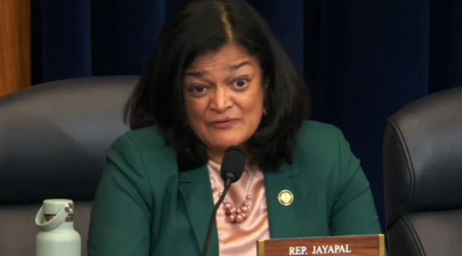 Photo of टैरिफ को लेकर अमेरिकी प्रतिनिधि प्रमिला जयपाल ने किया आगाह