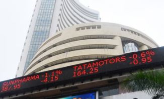 Photo of लाल निशान में खुले सेंसेक्स-निफ्टी