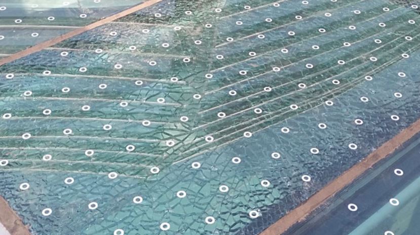 Photo of ऋषकेश: निर्माणाधीन बजरंग सेतु पर पर्यटकों का तांडव, सुरक्षा घेरा तोड़कर घुसे