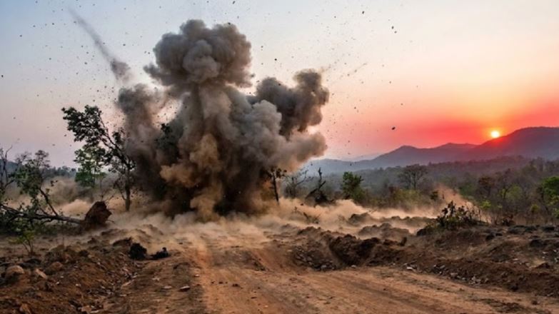 Photo of IED विस्फोट में ग्रामीण की मौत, माओवादियों की तलाश में सुरक्षा बलों ने चलाया अभियान