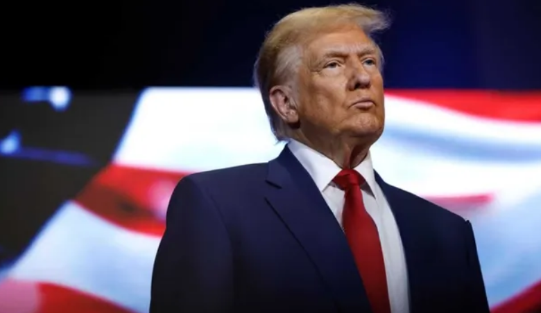 Photo of अमेरिका में फिर मंडराया शटडाउन का खतरा, ठप हो जाएंगे सरकारी कामकाज