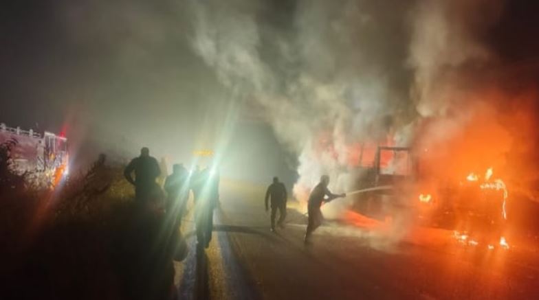 Photo of डोईवाला में हादसा, लोहाघाट से देहरादून आ रही रोडवेज बस में लगी भीषण आग