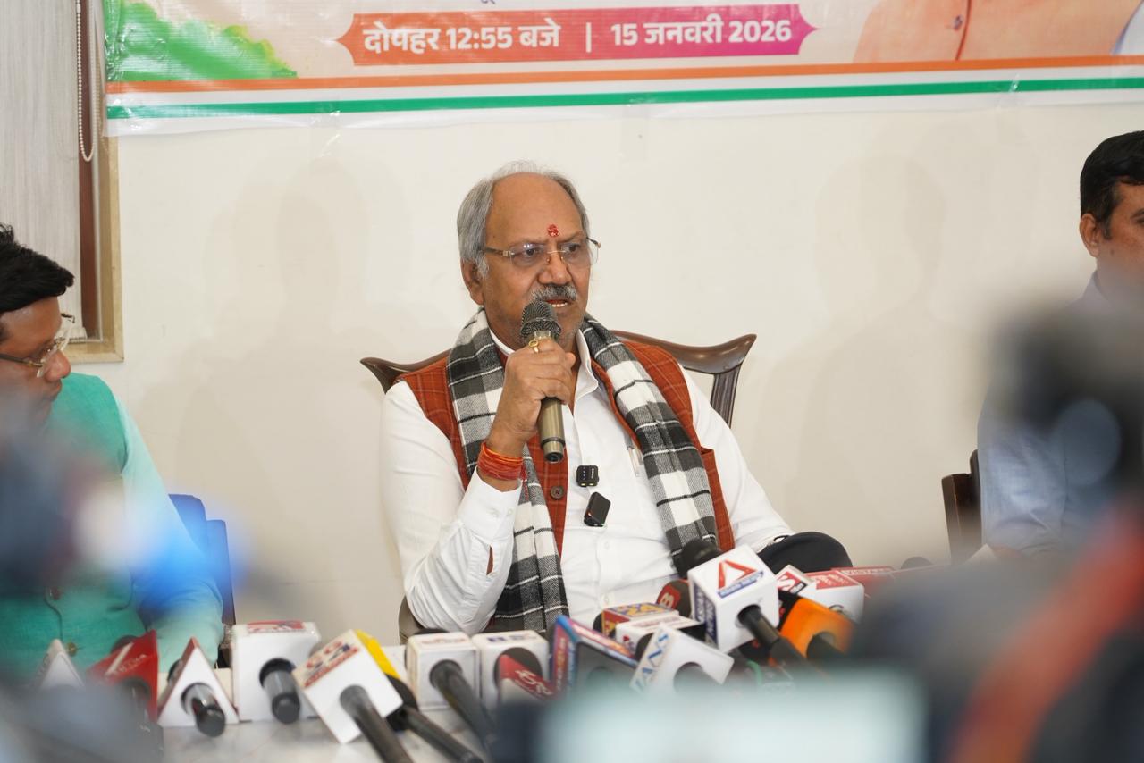 Photo of वंदे मातरम् की 150वीं वर्षगांठ पर पांच लाख लोग एक साथ गाएंगे वन्देमातरम-बृजमोहन