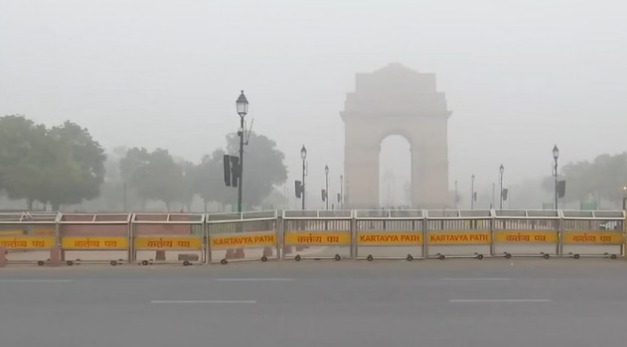 Photo of दिल्ली: कड़ाके की ठंड के बीच सांसों पर संकट, बेहद खराब से खराब श्रेणी में आई हवा