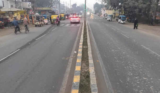 Photo of बरेली: सड़क के चौड़ीकरण में अतिक्रमण की बाधा, 300 कब्जेदारों को नोटिस जारी