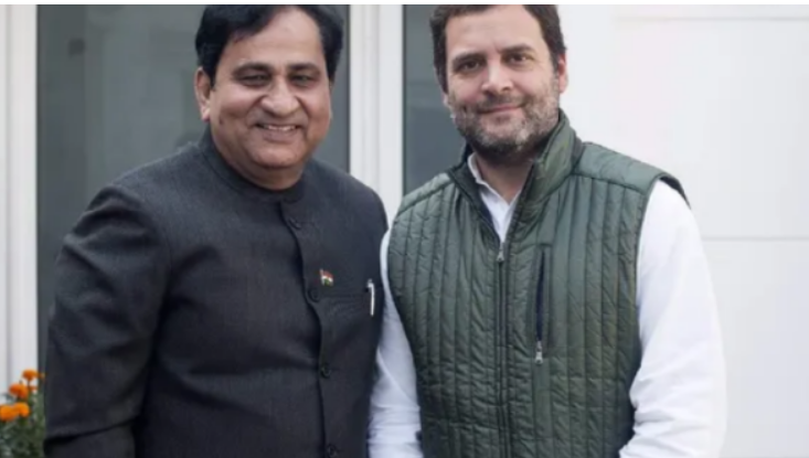 Photo of ‘मेरे घर पर हमला करवा सकती है कांग्रेस’, राहुल गांधी को डरपोक बताने वाले शकील अहमद का दावा