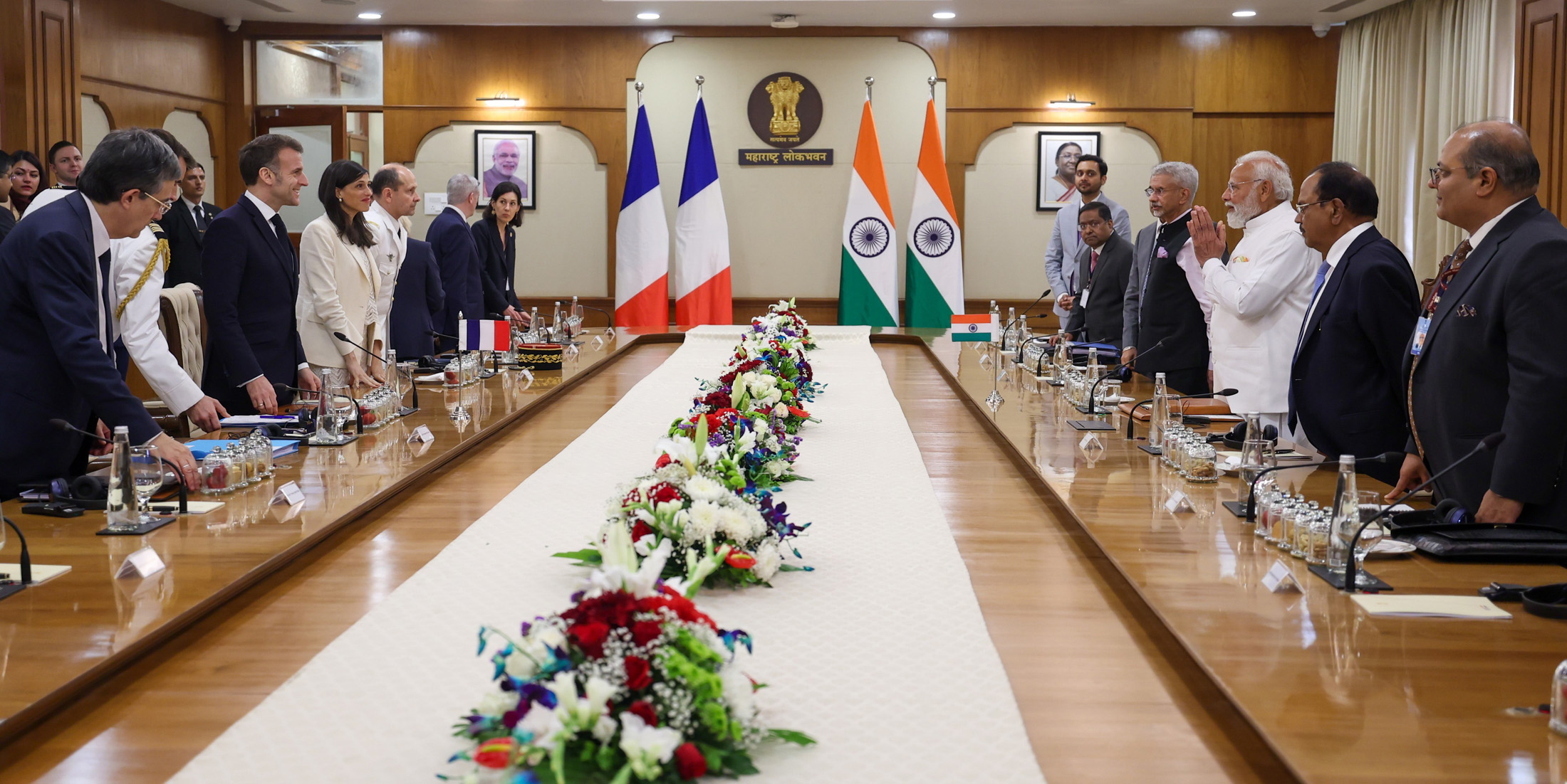 Photo of भारत-फ्रांस ने ‘विशेष वैश्विक रणनीतिक साझेदारी’ की घोषणा, 21 अहम समझौतों पर हस्ताक्षर