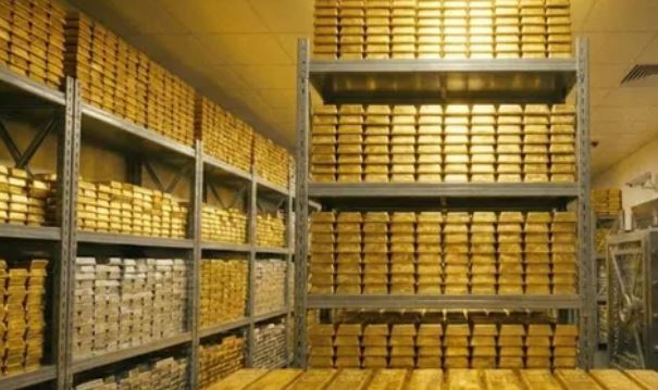 Photo of Gold Silver ETF का रिकॉर्ड: AUM ₹3 लाख करोड़, 5 महीने में तीन गुना उछला आंकड़ा