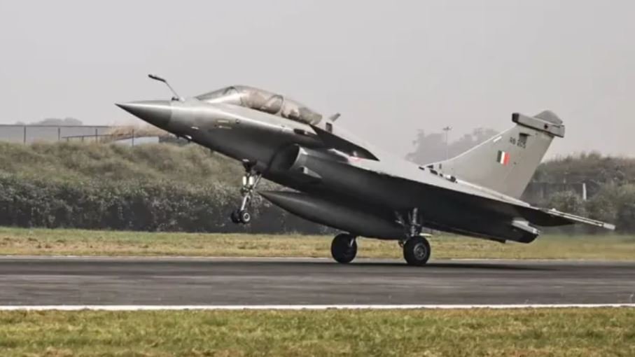 114 राफेल, 60 MTA विमान और AEW&C का सौदा कब तक होगा पूरा?