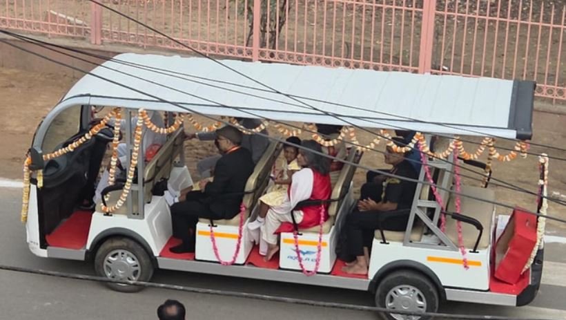 राष्ट्रपति द्रौपदी मुर्मू ने किए गिरिराज जी के दर्शन