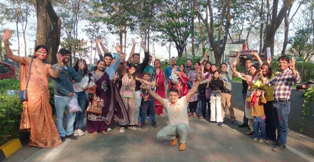 नवोदय विद्यालय के पूर्व छात्र-छात्राओं ने किया होली मिलन समारोह का आयोजन