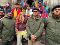 कैलाश खेर पहुंचे केदारनाथ धाम, विधिवत पूजा-अर्चना कर बाबा केदार का लिया आशीर्वाद