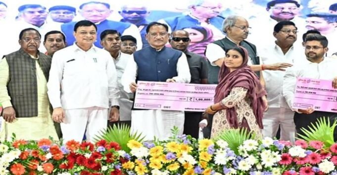 हर हाथ को काम, हर श्रमिक को सम्मान: विष्णु देव सरकार की प्रतिबद्धता