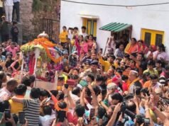 ओंकारेश्वर मंदिर से धाम के लिए रवाना हुई बाबा केदार की उत्सव डोली