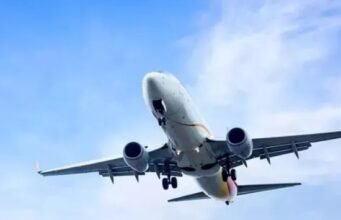 चार चरणों में फिर से खोला जाएगा ईरान का हवाई क्षेत्र