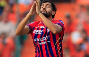 पिता चाहते थे बेटा बने पुलिस वाला, लड़के ने चुना क्रिकेटर बनने का रास्ता