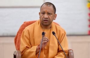 सीएम योगी बोले – बुनकरों की आय, सम्मान और स्थायित्व सुनिश्चित करना हमारी प्राथमिकता