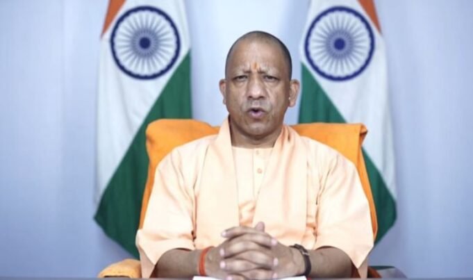 ‘श्रम कानूनों का पालन करें औद्योगिक इकाईयां’, सीएम योगी बोले- श्रमिक हितों से समझौता स्वीकार्य नहीं