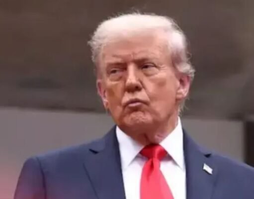 अमेरिका में डेमोक्रेट्स को मिल सकती हैं 4 अतिरिक्त सीटें, रिपब्लिकन खेमे में हलचल