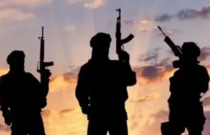 पाकिस्तान: बाइक की छीना-झपटी को लेकर खैबर पख्तूनख्वा में गोलीबारी