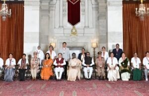 राष्ट्रपति ने 15 स्वास्थ्य योद्धाओं को दिया राष्ट्रीय फ्लोरेंस नाइटिंगेल पुरस्कार