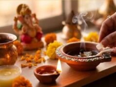 पूजा के बीच दीपक का बुझना होता है अपशकुन