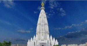 कुतुब मीनार से भी तीन गुना ऊंचा मंदिर तैयार, अखिलेश ने किया था शिलान्यास