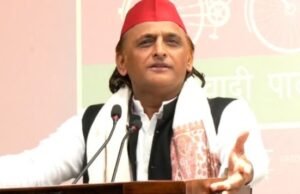 यूपी: सपा ने कहा मतदाता सूची में मलयालम और गुजराती भाषा में लोगों के नाम