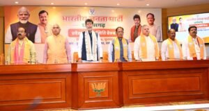कांग्रेस के संरक्षण में बढ़ा नक्सलवाद, मोदी-शाह सरकार ने किया खत्म