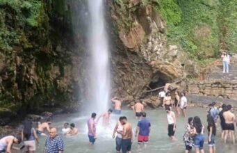 Dehradun: पयर्टकों के लिए खुला टाइगर फाॅल, हादसे के लिए काैन जिम्मेदार