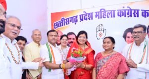 महिला कांग्रेस को मजबूत कर सरकार के खिलाफ लड़ाई लड़ने का आह्वान