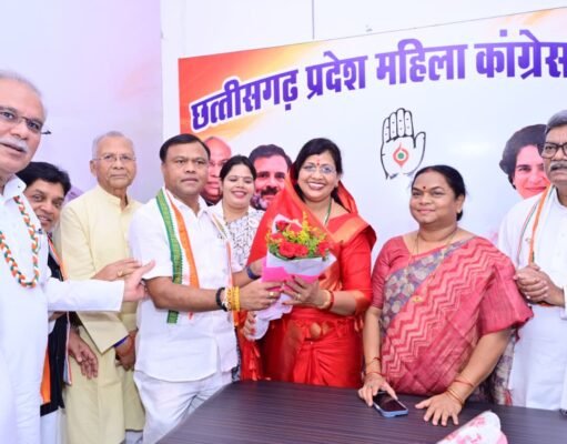 महिला कांग्रेस को मजबूत कर सरकार के खिलाफ लड़ाई लड़ने का आह्वान