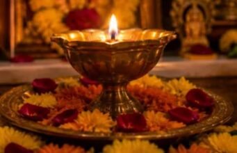 क्या आपके घर जलता है ‘अक्षय दीप’?