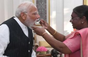 पीएम मोदी ने राष्ट्रपति मुर्मू को 68वें जन्मदिन पर दीं शुभकामनाएं