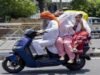 यूपी में बदलेगा मौसम का मिजाज, इन जिलों में हो सकती है आंधी के साथ तेज बारिश