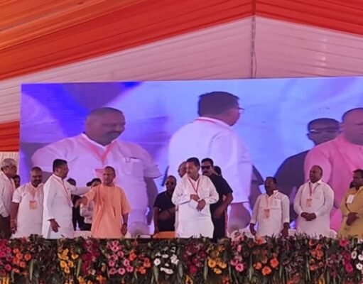 फिरोजाबाद को सीएम योगी की 658 करोड़ की सौगात