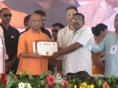पीलीभीत में सीएम योगी ने विस्थापित परिवारों को दी बड़ी सौगात