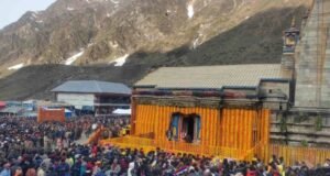 उत्तराखंड: चारों धामों में पहली बार पहुंचने वाले भक्तों की संख्या भी सबसे अधिक