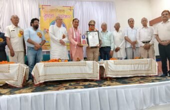 सुरता पारकर 2026 में साहित्यकार रामप्यारा पारकर को दी गई श्रद्धांजलि, माधुरी कैवर्त सम्मानित