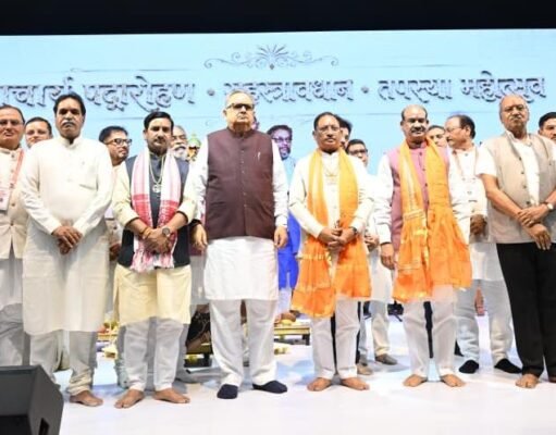 रायपुर में भव्य आचार्य पदारोहण महोत्सव: लोकसभा अध्यक्ष और मुख्यमंत्री ने लिया जैन संतों का आशीर्वाद