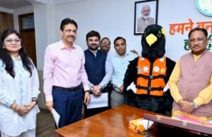 साय ने 36वीं राष्ट्रीय कायाकिंग-केनोईंग प्रतियोगिता के मस्कट ‘पहाड़ी मैना’ का किया विमोचन