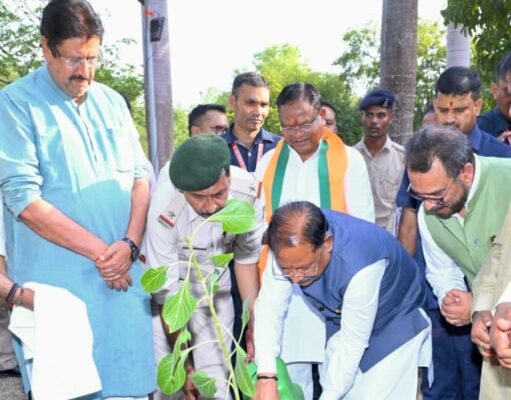 साय ने किया ‘एक पेड़ माँ के नाम’ अभियान 2026-27 का शुभारंभ