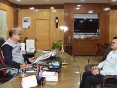 राज्यपाल रमेन डेका ने अवैध रेत उत्खनन पर जताई चिंता